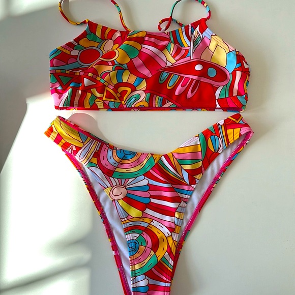 SHEIN Bathing suit - Picture 1 of 2